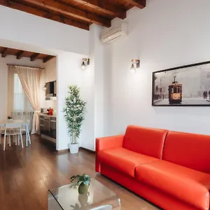  Apartamento Charming Brera - Madonnina
